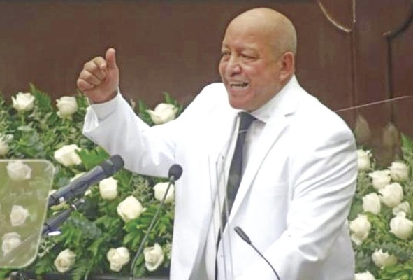 Adames por ley, no podrá optar por una segunda reelección como presidente del Legislativo.