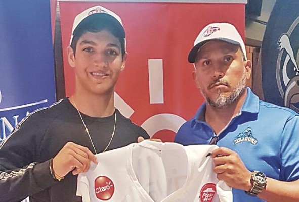 El proceso previo para escoger a los jugadores empezó con participación de los prospectos.