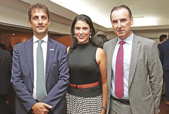Giulio Mignacca, Jacqueline Bern de Mena Y José Ramón Mena