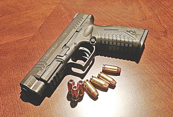 El porte de armas de fuego es considerado un derecho en Estados Unidos, pero se ha comprobado que también representa un peligro para la sociedad.