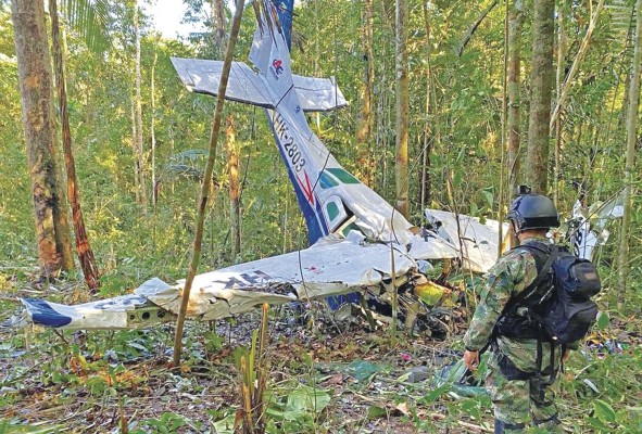 Avioneta en la que cayeron Lesly (13), Soleiny (9), Tien Noriel (4), y Cristin Neryman (1)