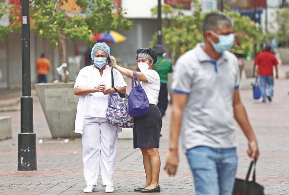 La pandemia ha cobrado la vida de más de mil panameños.