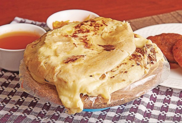 Pupusa salvadoreña