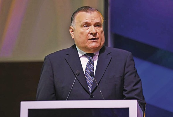 Presidente de la junta directiva de la Asociación Bancaria de Panamá, Otto Wolfschoon