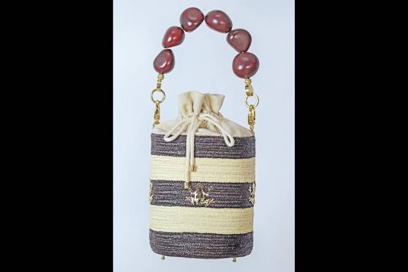 Bolso de la marca Curu de la diseñadora Yamileth Campos