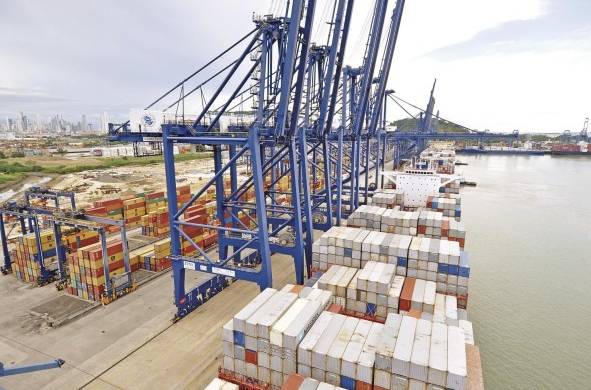 Panamá es líder en la flota mercante mundial con un total de 8,289 buques y un tonelaje grueso de 220,052,855 millones de toneladas