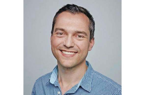 Nathan Blecharczyk37 años Cofundador y director de estrategia de Airbnb
