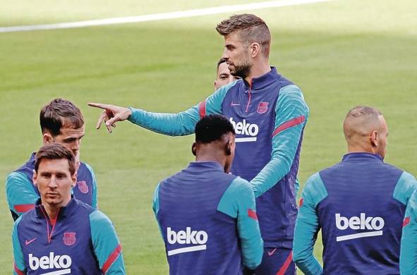 Gerard Piqué, central del Barcelona, asegura que: “Como jugador y a corto plazo, la Superliga no es una decisión positiva”.