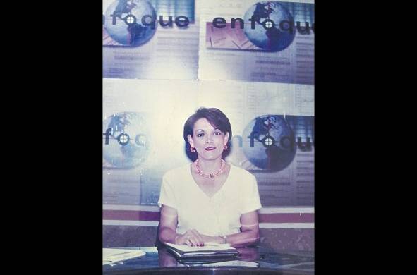 Dorita de Reyna, en su programa de televisión.