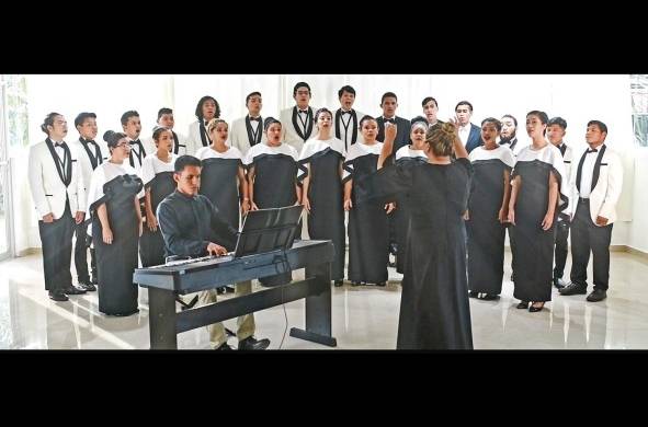 Coro A Viva Voz de la Universidad de Panamá
