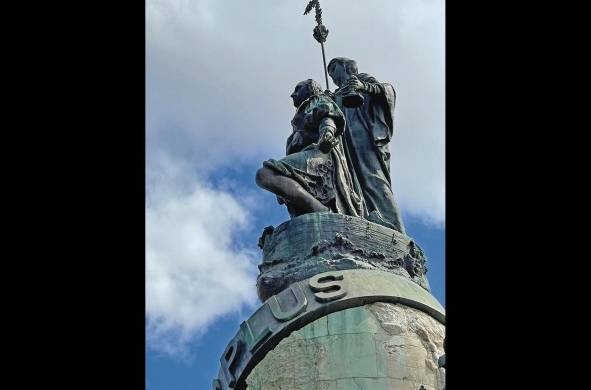 Detalle del monumento a Cristóbal Colón