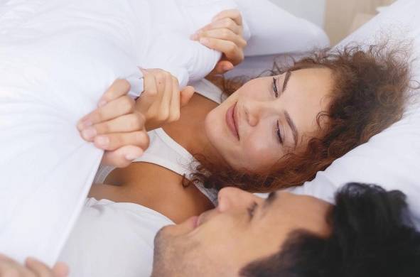 Durante las relaciones sexuales se liberan hormonas y sustancias químicas, como la dopamina, las endorfinas y la oxitocina.