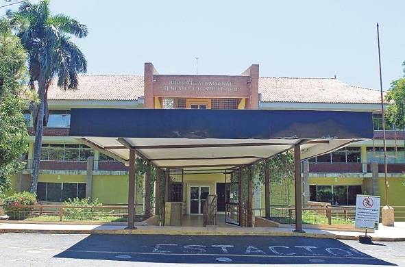 Fachada de la Biblioteca Nacional Ernesto J. Castillero, ubicada en el Parque Recreativo Omar Torrijos.