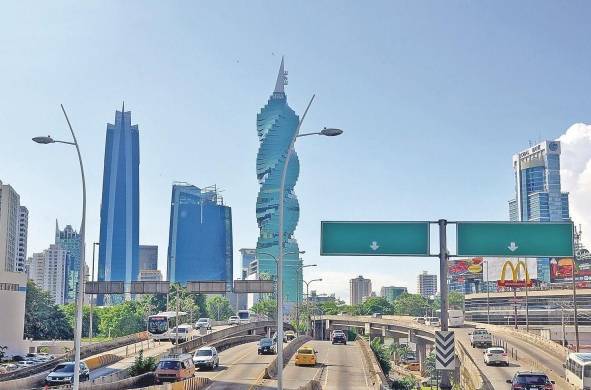 Imagen panorámica de un área de la ciudad de Panamá.