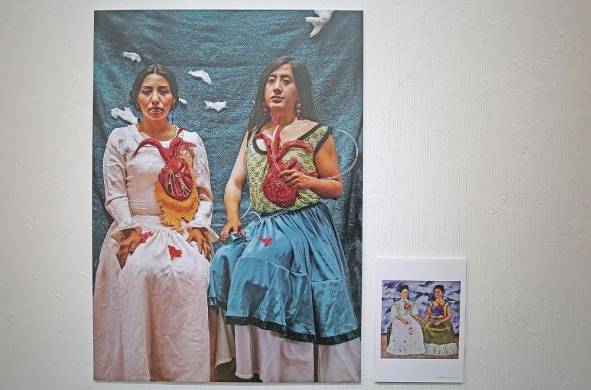 Fotografía de imágenes recreadas en fotografía para una exposición el 12 de septiembre de 2023, en La Paz.