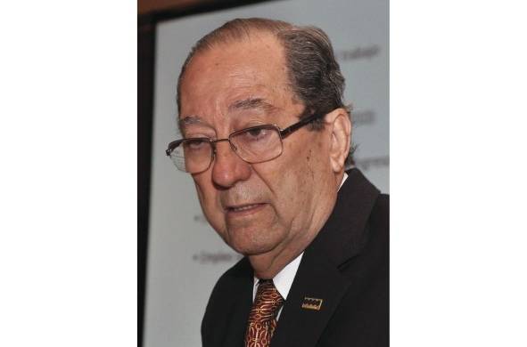 Juan Planells, rector de la USMA.