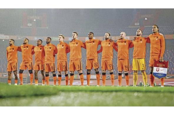 Los Países Bajos, con la guía de Van Gaal, fueron primeros en el grupo G del clasificatorio europeo. En la Copa Mundo conforman el grupo A, junto a Catar, Ecuador y Senegal.