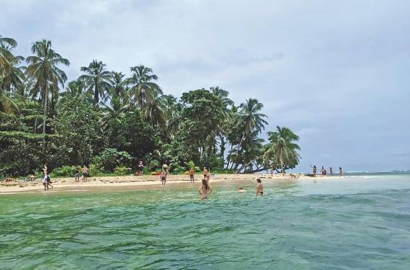 Panamá es un país bañado por dos océanos por lo que la oferta de playas es numerosa