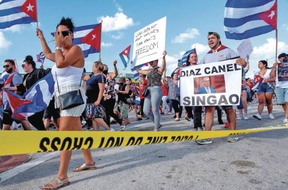 Las protestas en contra del régimen cubano se extendieron a países como Estados Unidos y España.