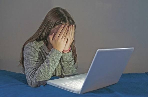 'Cyberbullying': ocho formas de acoso en las redes sociales