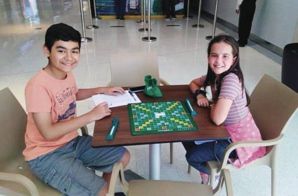 La Asociación Panameña de Scrabble es una entidad sin fines de lucro. Agrupa a los jugadores amantes de este deporte.