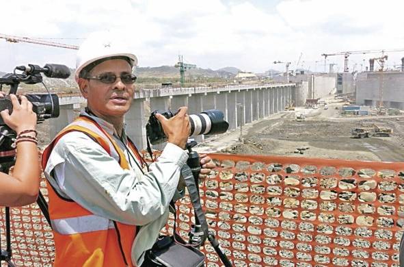 Alcides Rodríguez, fotógrafo premiado en 2011 por el Colegio Nacional de Periodistas en reconocimiento a su trayectoria como reportero gráfico por su labor de más de 30 años