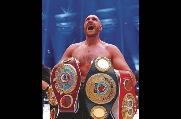 Fury es campeón de la WBO Inter-Continental y WBO Internacional de peso pesado.