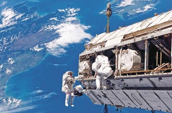 Roscosmos calcula que en 2021 en la órbita circunterrestre había más de 7.000 toneladas de basura espacial.