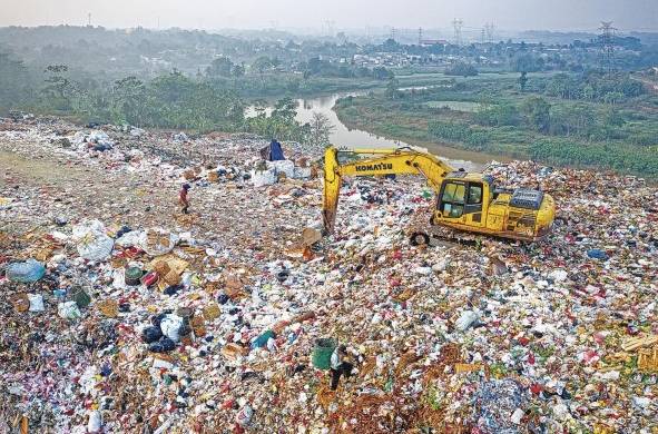 Cada habitante de la región genera en promedio 1 kg/día de residuos, lo que causa que se generen 541.000 toneladas por día de residuos urbanos en América Latina y el Caribe.