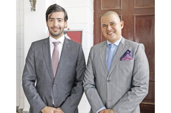 Saoud Mohammed S. Al-Kuwari y Pablo González