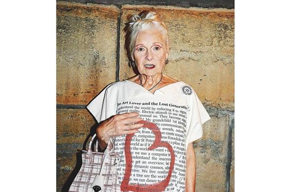 Vivienne Westwood, diseñadora de moda y activista inglesa.
