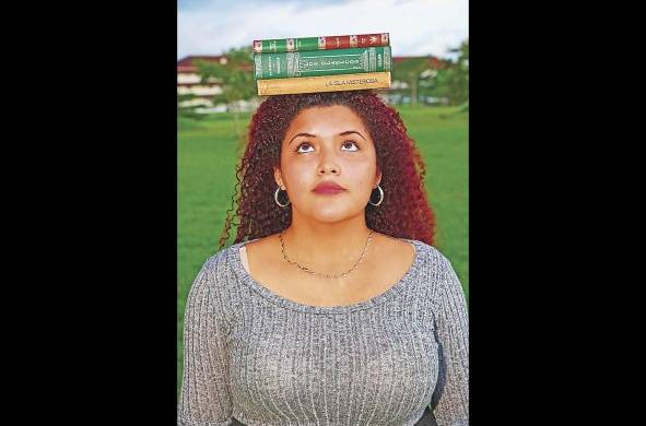 A través de la literatura los panameños pueden mejorar sus vidas y transportarse a otros mundos.