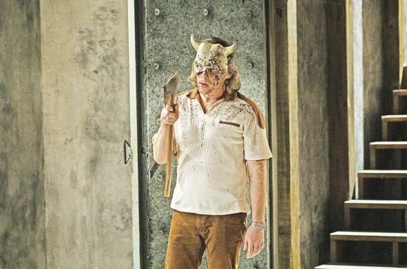 Ethan Hawke en el papel de The Grabber (el agarrador), durante una escena de la película de terror.