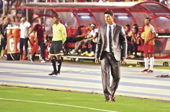 El club Árabe Unido obtuvo su último título en la liga panameña precisamente con Sergio Guzmán en la dirección técnica. Los colonenses mantienen la confianza como el indicado para retomar el camino.