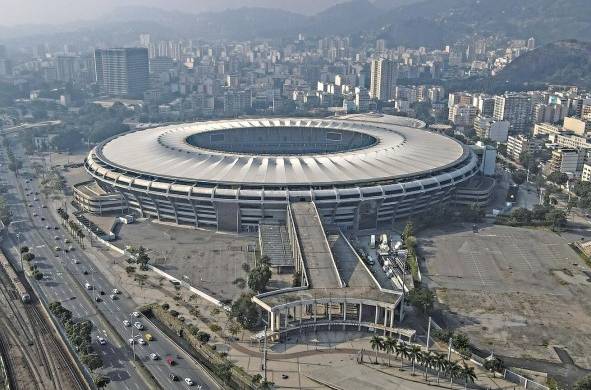 Fotografía tomada con un dron que muestra el Estadio Maracaná, el 9 de julio de 2021, en Río de Janeiro (Brasil).