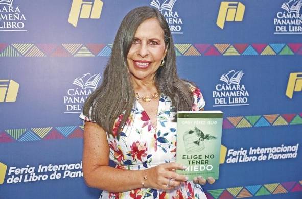 La tanatóloga mexicana presentó su libro durante esta edición de la feria del libro.