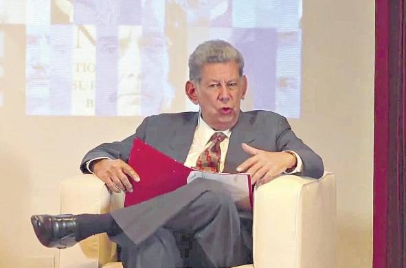 Percy Núñez Jáuregui