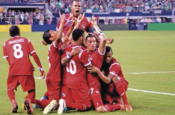 El réferi caribeño dirigió la semifinal de la Copa Oro 2013, cuando Panamá venció 2-1 a México el 24 julio, alcanzando su segunda final en este torneo. Un triunfo histórico contra los pronósticos.