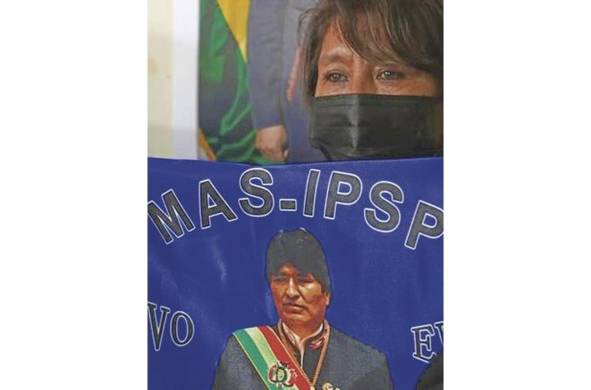 El MAS respalda a Evo Morales.
