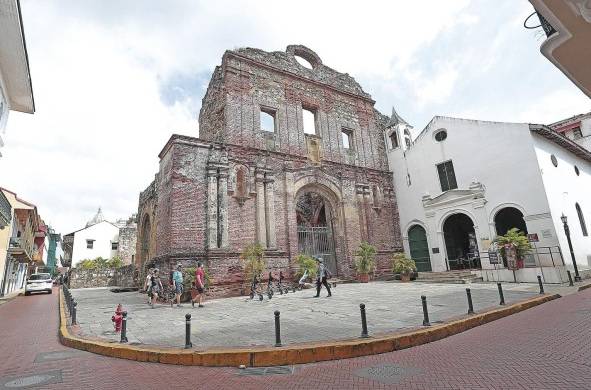 El Casco Antiguo es el sitio a donde fue trasladada la ciudad en 1673, después del ataque de piratas ingleses en 1671.