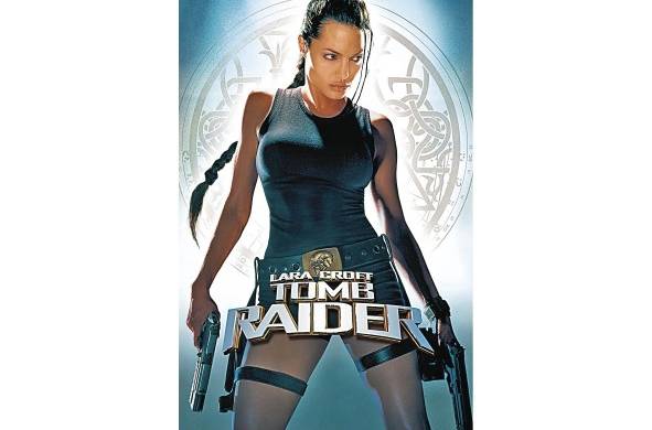 <strong>Lara Croft: Tomb Raider. </strong><strong>| 2001. </strong>Lara Croft se dedica a la búsqueda de tesoros de valor arqueológico al igual que su difunto padre. Experta en la lucha cuerpo a cuerpo, en armas y dominio de varios idiomas, emprenderá la búsqueda del “triángulo de la luz”, un antiguo talismán que permite a quien lo posea dominar el tiempo. Sobre el filme, Elvis Mitchell, del New York Times, comentó que, sin la eufórica arrogancia de Angelina Jolie, la película sería una aproximación sosa a un videojuego, uno al que le falta el elemento clave de interactividad.