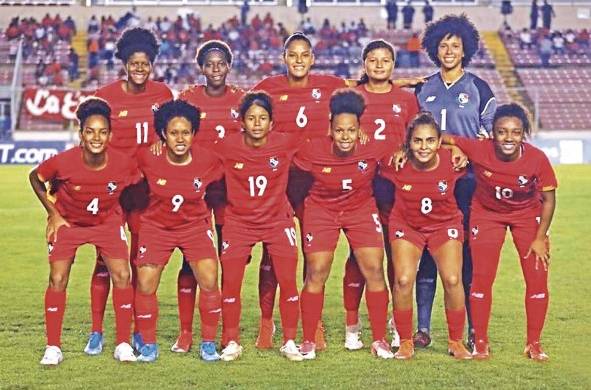La Selección Femenina Mayor cumplió el objetivo de obtener en casa el boleto para el Preolímpico. Superó a Honduras y Guatemala.