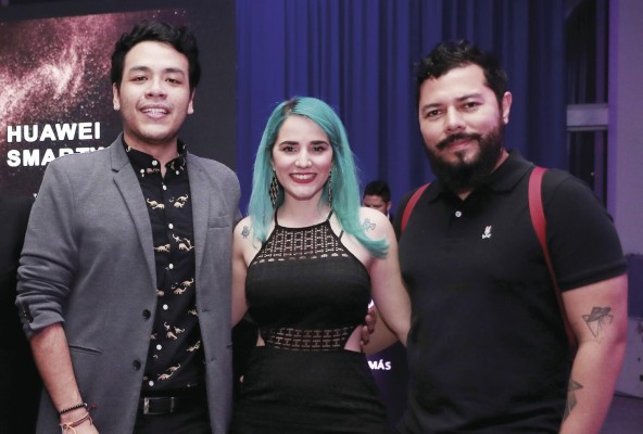 Allan Bradley, Diana Monster y Javier Rodríguez