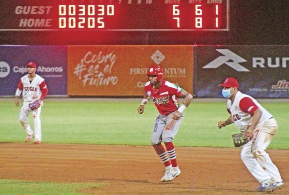La Federación Panameña de Béisbol publicó en su Instagram el calendario actualizado con las victorias y derrotas de cada equipo.