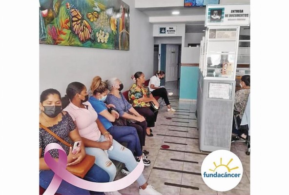 Fundacáncer fue creada en 1998 como una organización sin fines de lucro que brinda asistencia a los pacientes con equipo y atención médica de calidad.