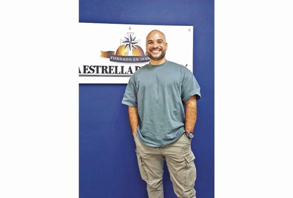 El cantante, compositor y productor Alejandro Lagrotta