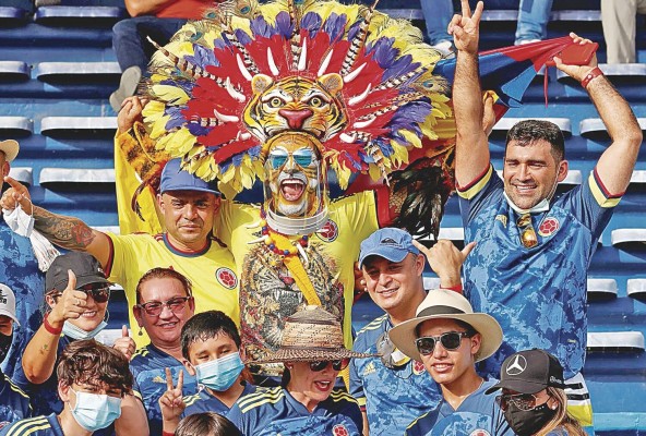 La UEFA reconoce que la FIFA ha presentado una propuesta que implica la duplicación de los torneos finales del Mundial a partir de 2028.