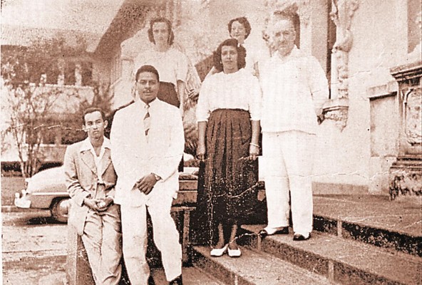 Carlos Francisco Changmarín, Luis Olivardía, Cristina de León, Tito del Moral, Ana R. de Spiegel, Azucena Price.