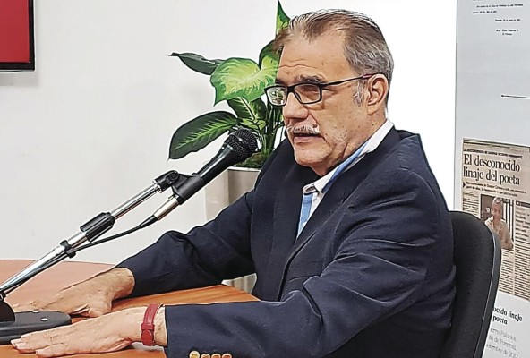Jaime Porcell, analista político