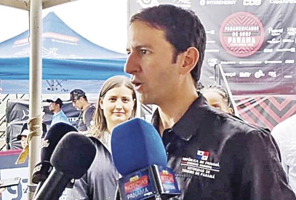 Iván Eskildsen, ministro de Turismo